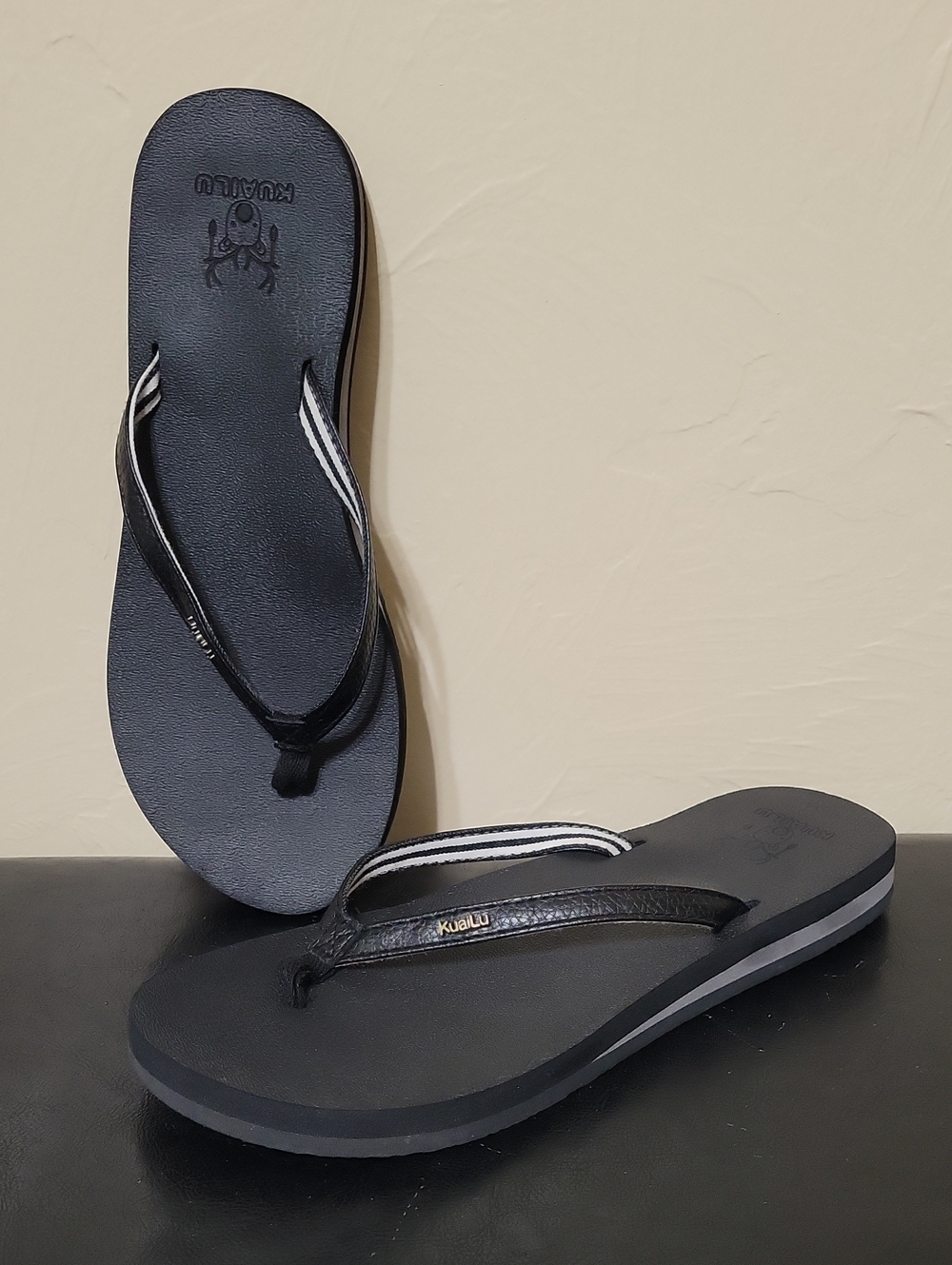 KUAILU Women's Yoga Foam Flip Flop Arch Support Sandals Size 9